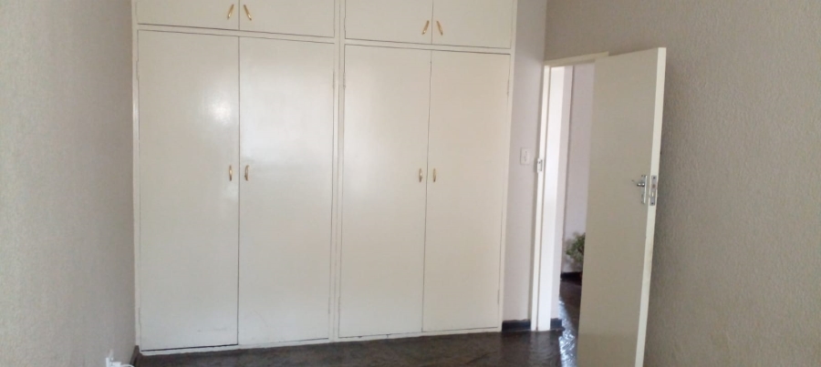 1 Bedroom Property for Sale in Windsor East Gauteng