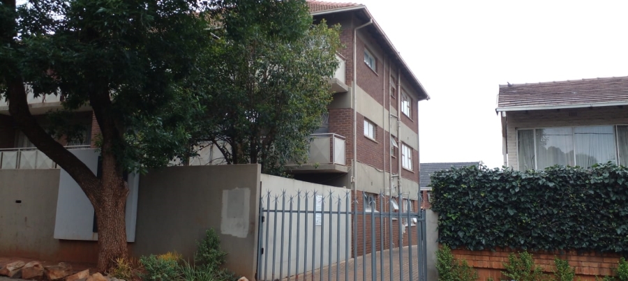 1 Bedroom Property for Sale in Windsor East Gauteng