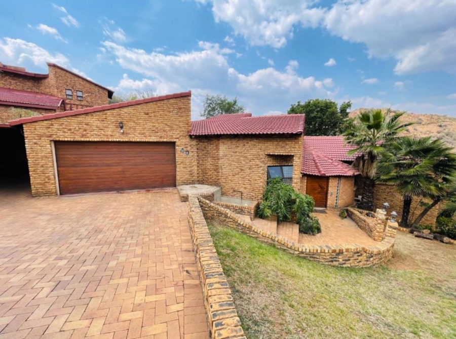 3 Bedroom Property for Sale in Bassonia Gauteng