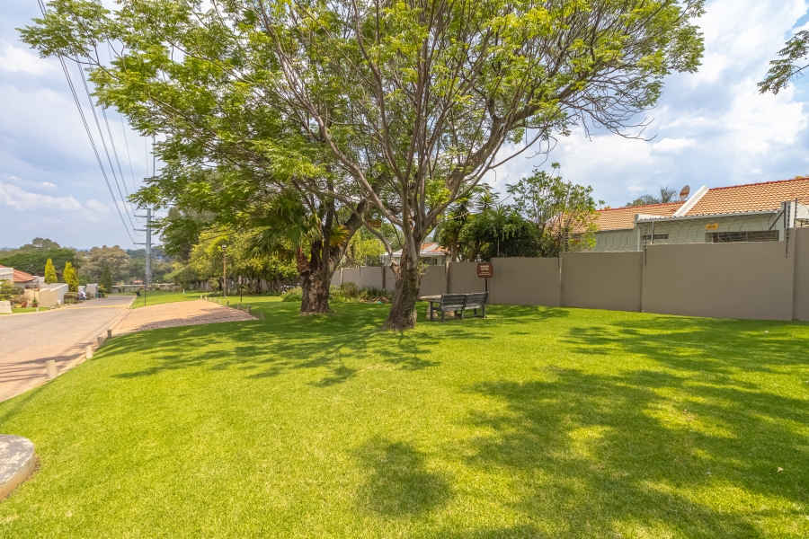 3 Bedroom Property for Sale in Magaliessig Gauteng