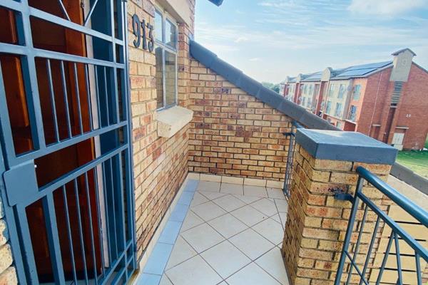 2 Bedroom Property for Sale in Karenpark Gauteng