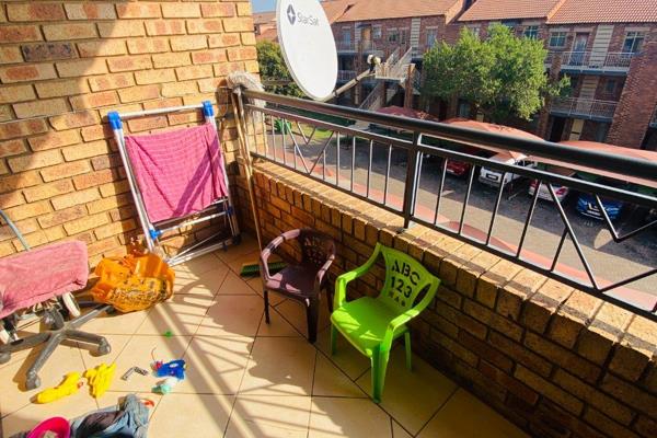 2 Bedroom Property for Sale in Karenpark Gauteng