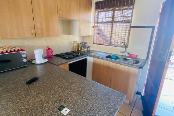 2 Bedroom Property for Sale in Karenpark Gauteng