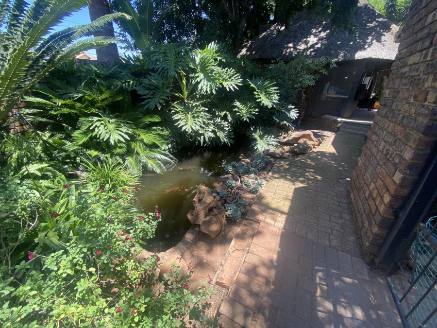 4 Bedroom Property for Sale in Theresa Park Gauteng