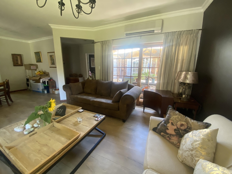 4 Bedroom Property for Sale in Theresa Park Gauteng