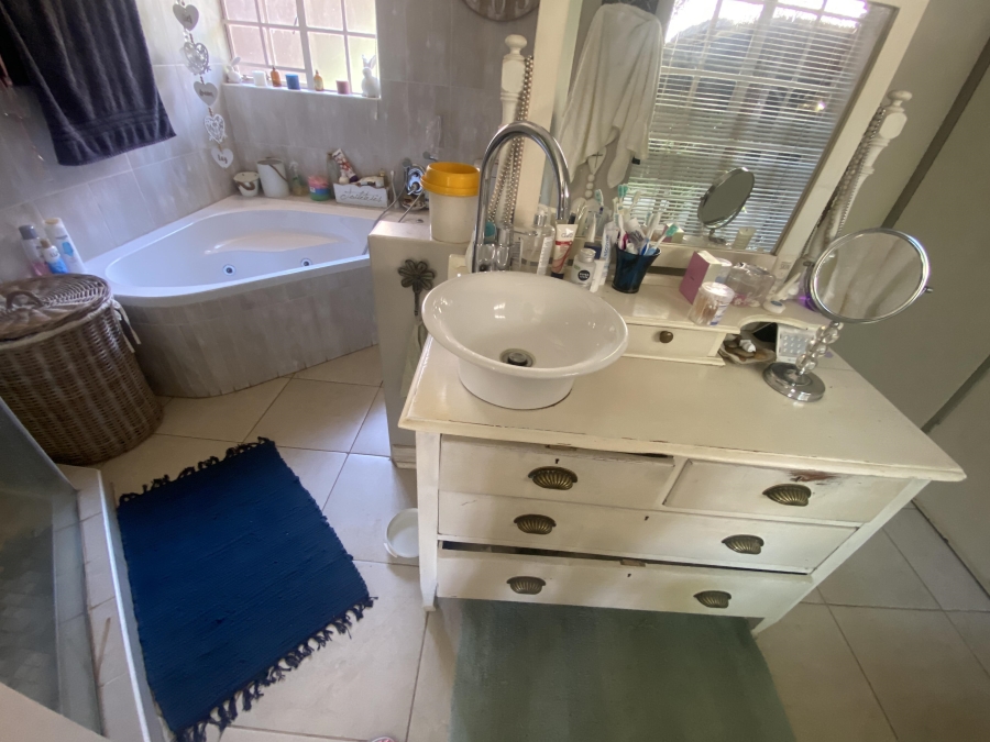 4 Bedroom Property for Sale in Theresa Park Gauteng