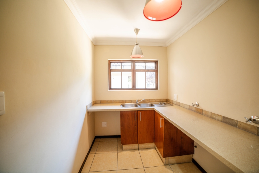 To Let 3 Bedroom Property for Rent in Carlswald North Estate Gauteng