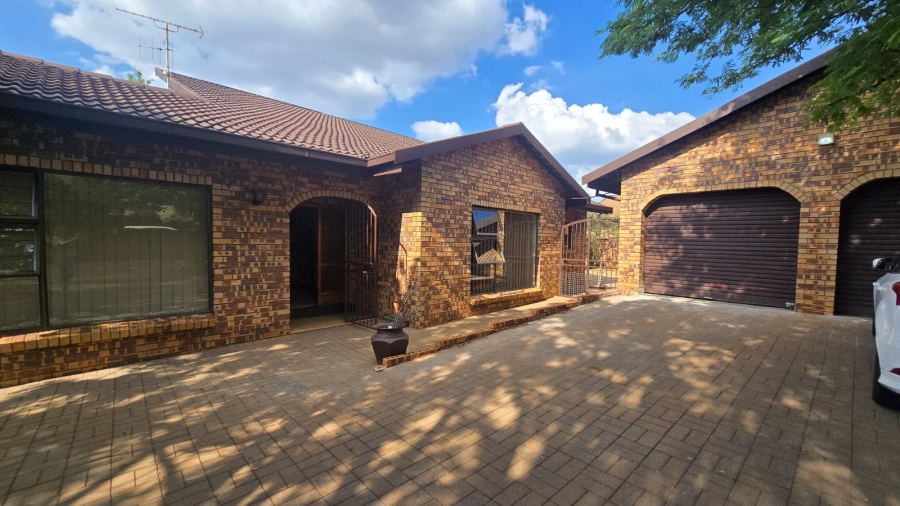 3 Bedroom Property for Sale in Wonderboom Gauteng