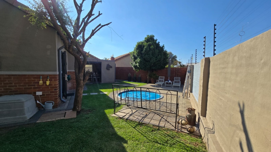 4 Bedroom Property for Sale in Montana Gauteng