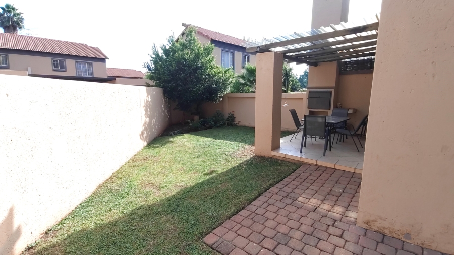 2 Bedroom Property for Sale in Annlin Gauteng