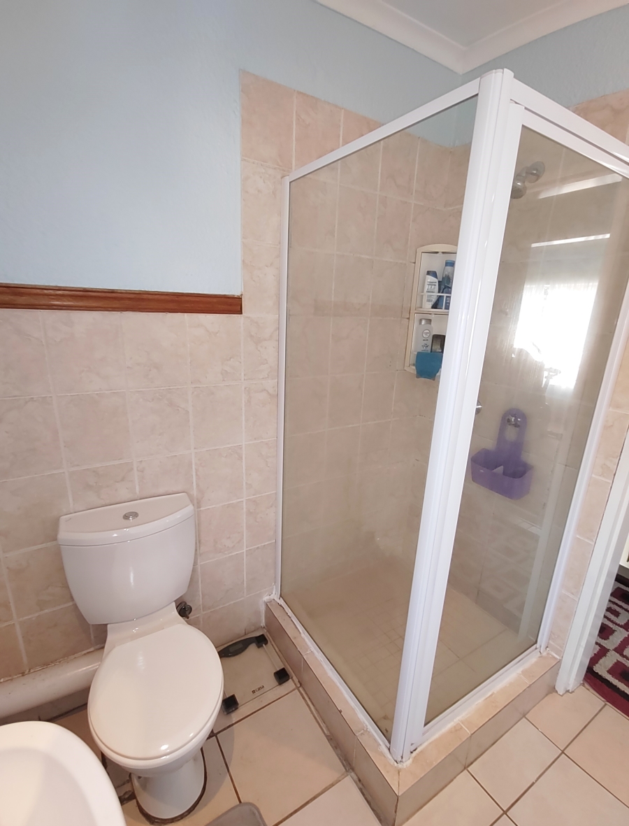 2 Bedroom Property for Sale in Annlin Gauteng