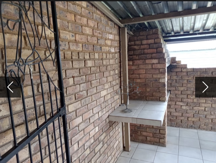 To Let 2 Bedroom Property for Rent in Doornpoort Gauteng