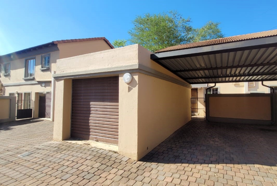 2 Bedroom Property for Sale in Annlin Gauteng