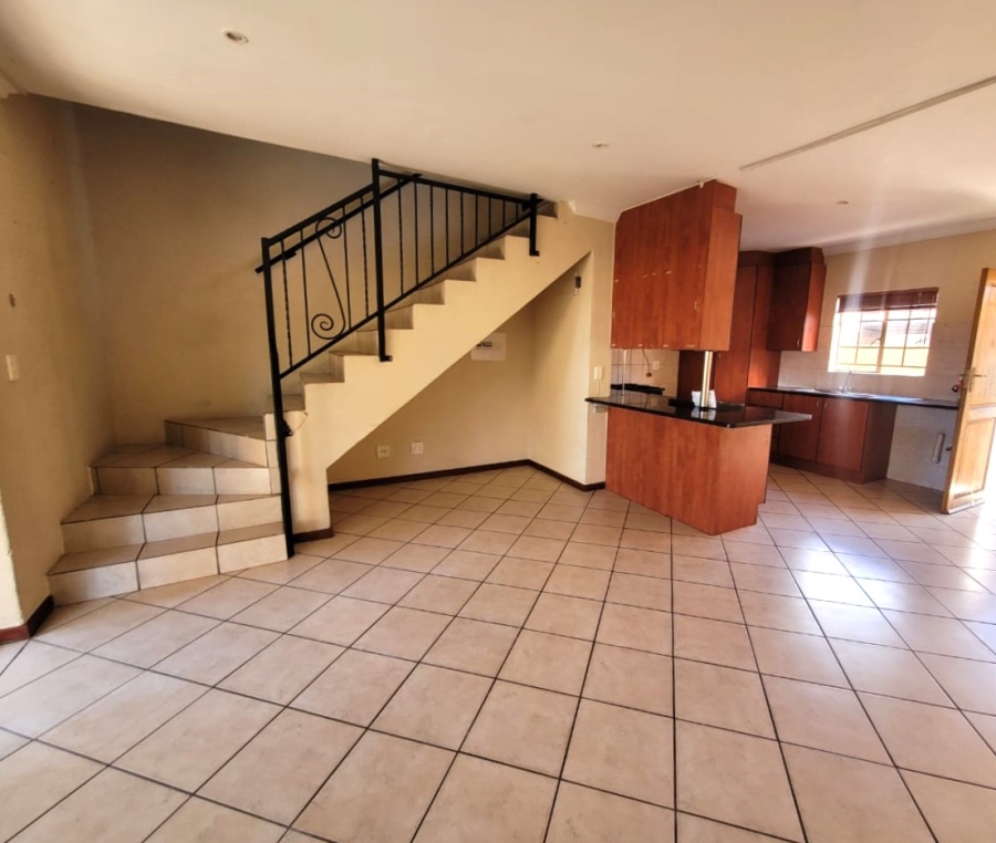 2 Bedroom Property for Sale in Annlin Gauteng