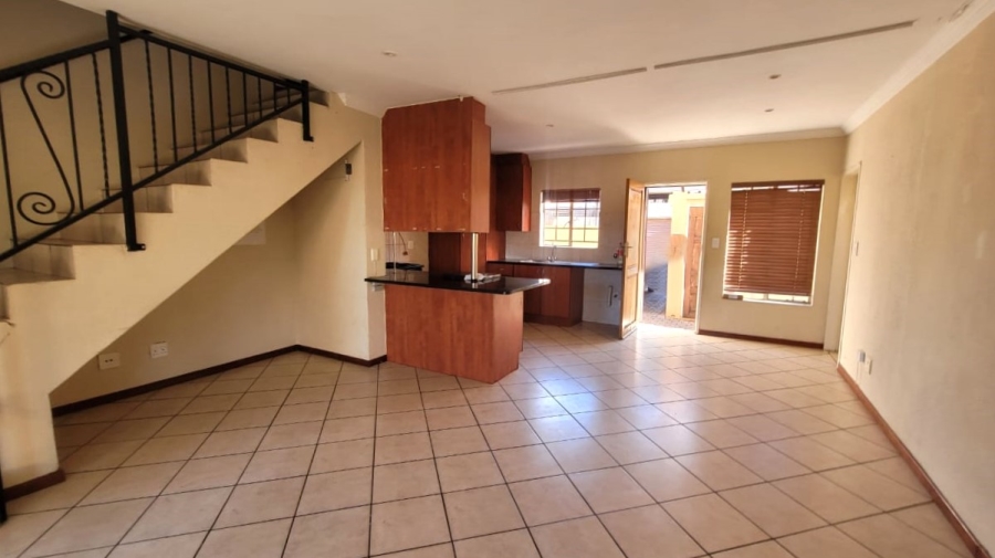 2 Bedroom Property for Sale in Annlin Gauteng