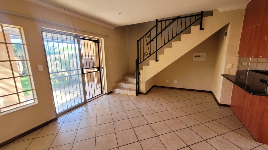 2 Bedroom Property for Sale in Annlin Gauteng