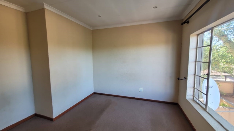 2 Bedroom Property for Sale in Annlin Gauteng