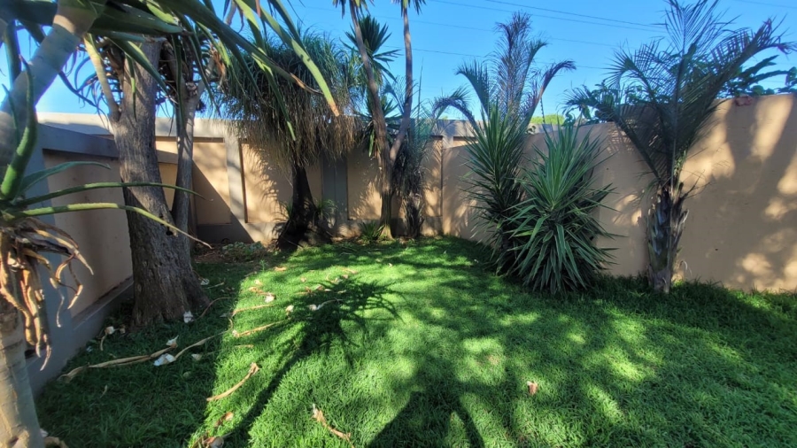 2 Bedroom Property for Sale in Annlin Gauteng