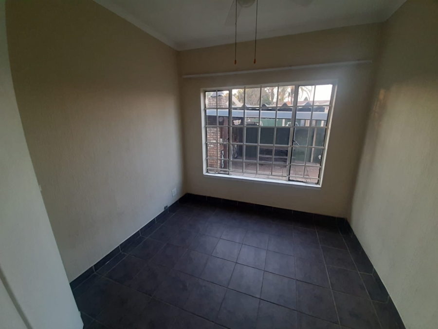 To Let 3 Bedroom Property for Rent in Montana Gauteng