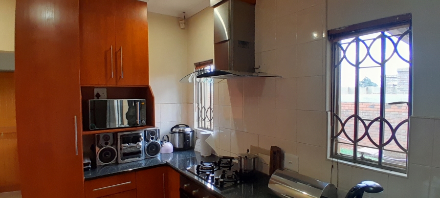 4 Bedroom Property for Sale in Denneoord Gauteng