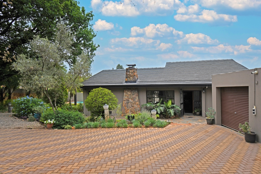 4 Bedroom Property for Sale in Fairland Gauteng