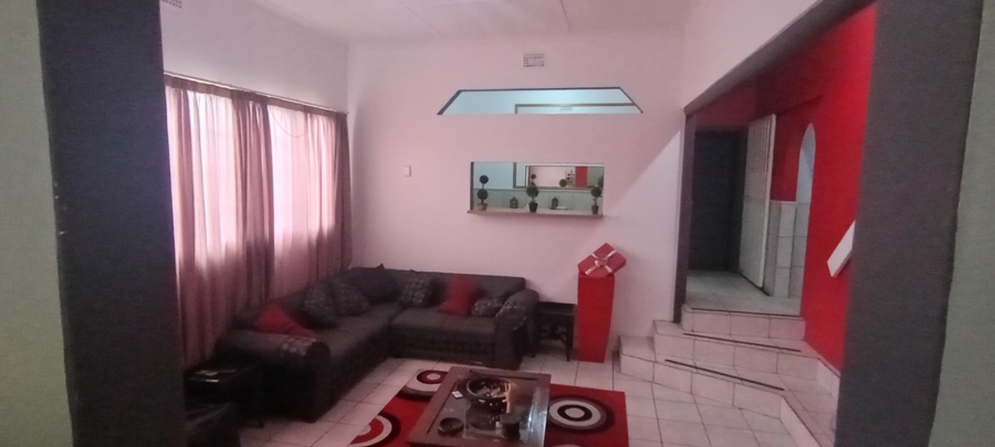 4 Bedroom Property for Sale in Casseldale Gauteng