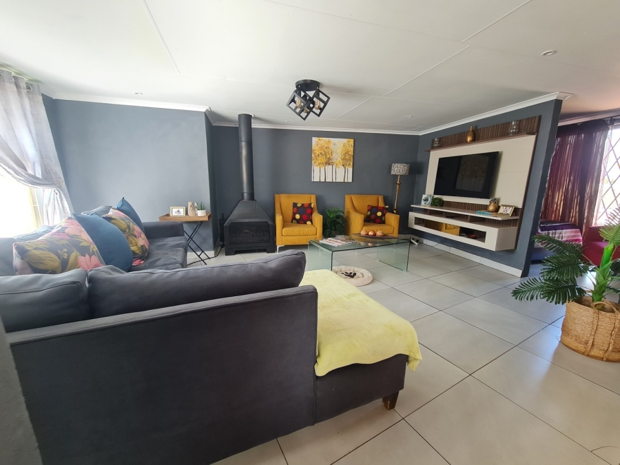 3 Bedroom Property for Sale in Minnebron Gauteng