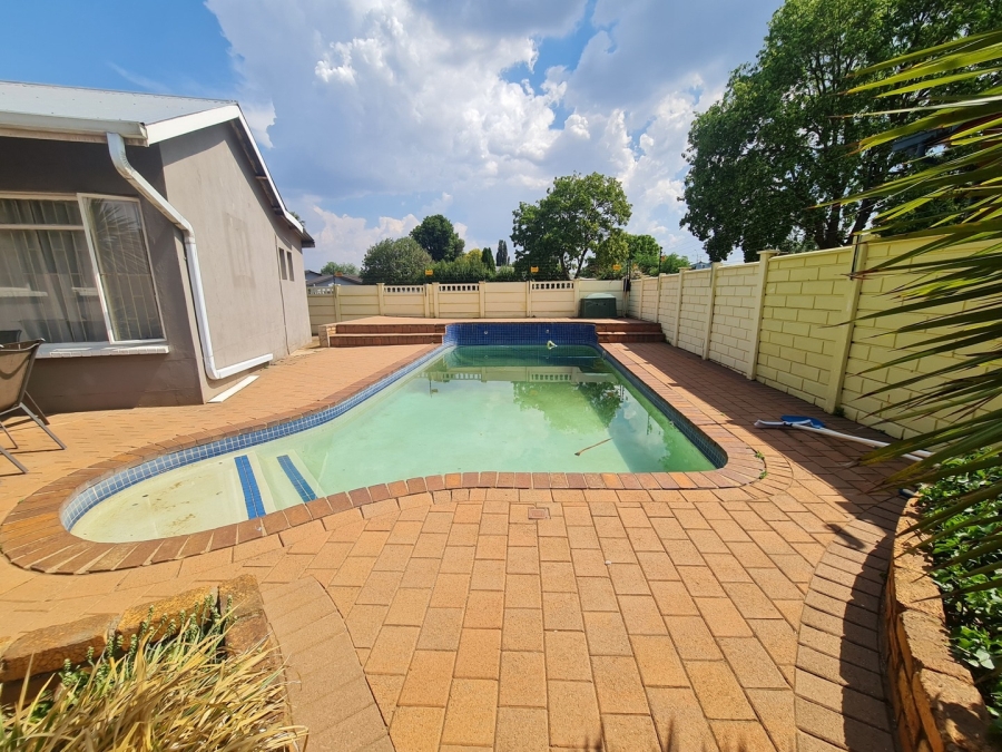 3 Bedroom Property for Sale in Minnebron Gauteng