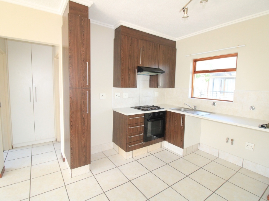 To Let 1 Bedroom Property for Rent in Lonehill Gauteng