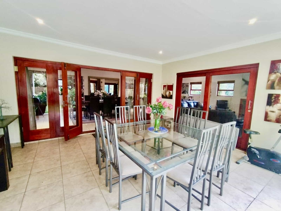 To Let 5 Bedroom Property for Rent in Woodmead Gauteng