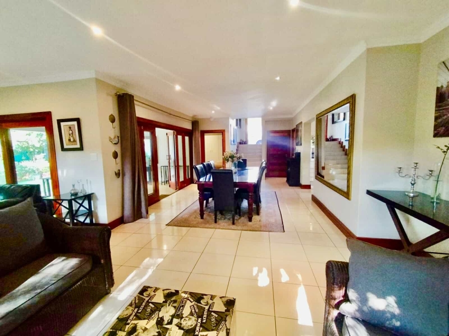 To Let 5 Bedroom Property for Rent in Woodmead Gauteng