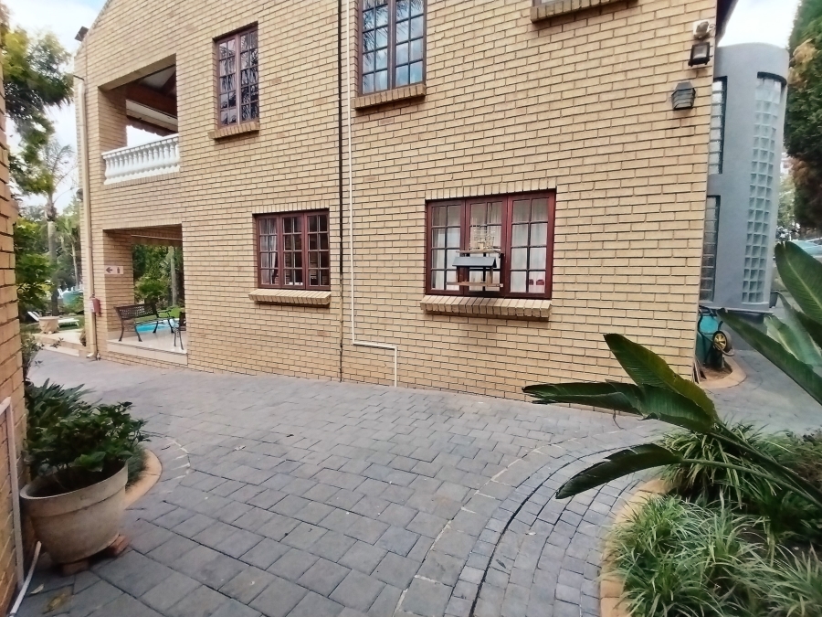 To Let 1 Bedroom Property for Rent in Hurlpark Gauteng