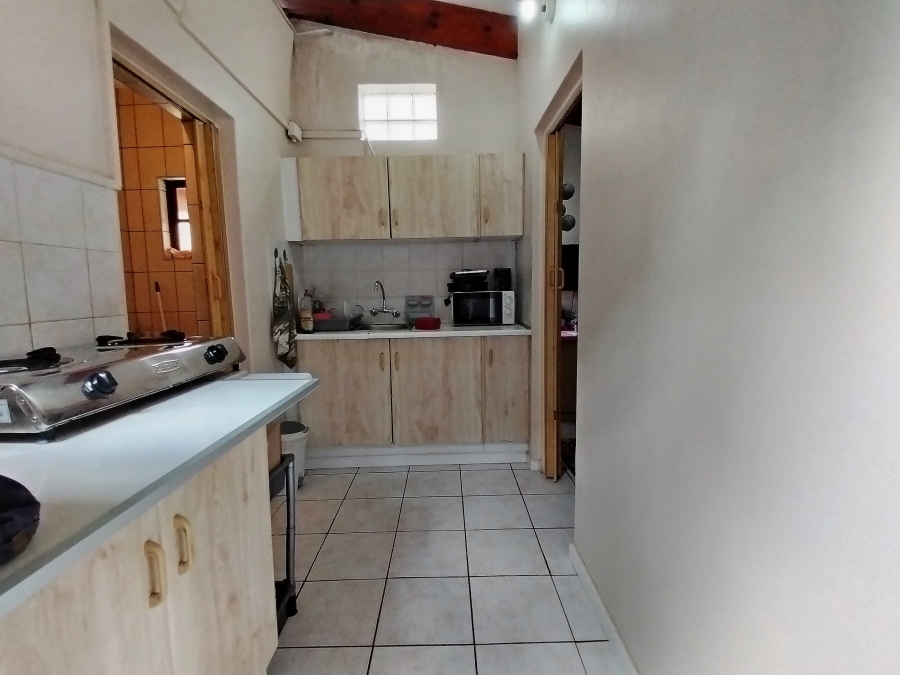 To Let 1 Bedroom Property for Rent in Hurlpark Gauteng