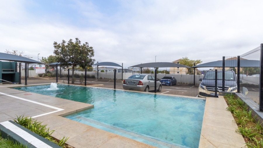 3 Bedroom Property for Sale in Erand Gardens Gauteng