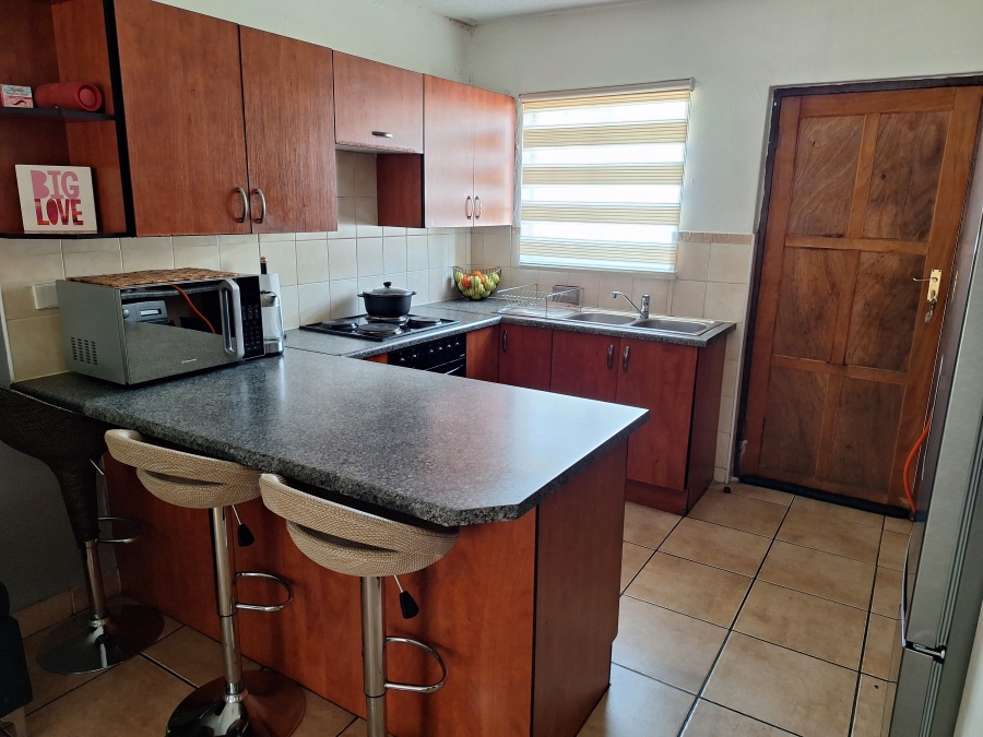 3 Bedroom Property for Sale in Castleview Gauteng