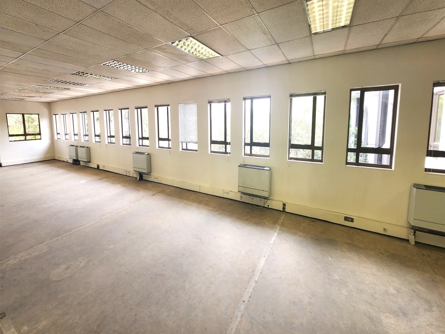 To Let commercial Property for Rent in Hyde Park Gauteng