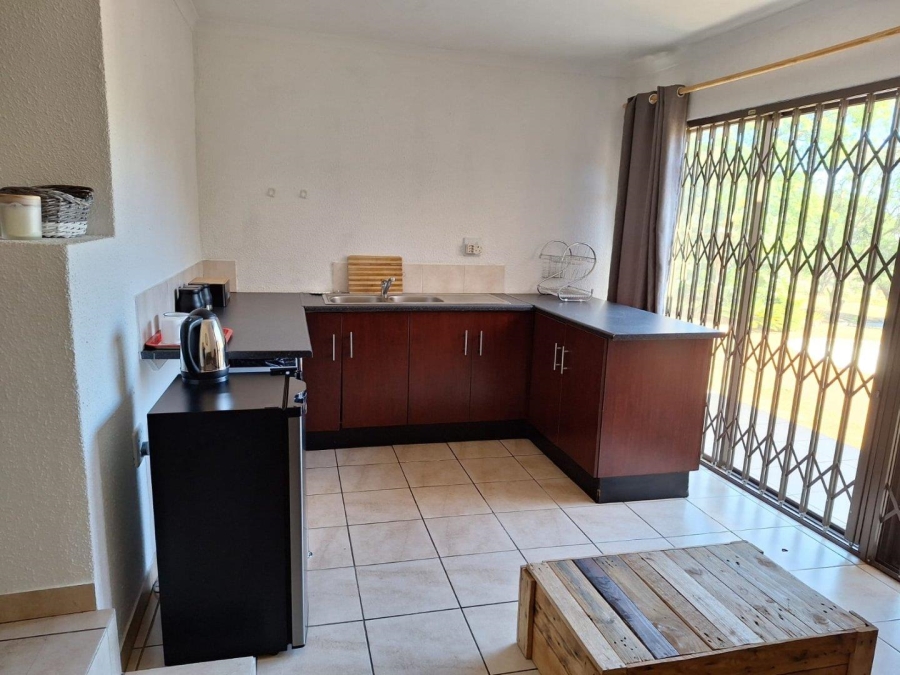 To Let 1 Bedroom Property for Rent in Poortview Gauteng