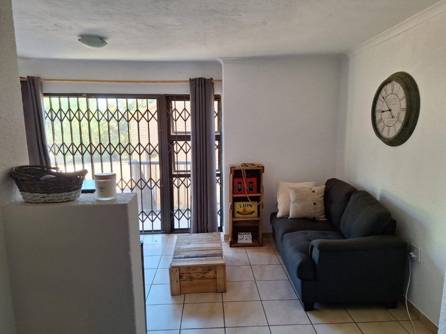 To Let 1 Bedroom Property for Rent in Poortview Gauteng