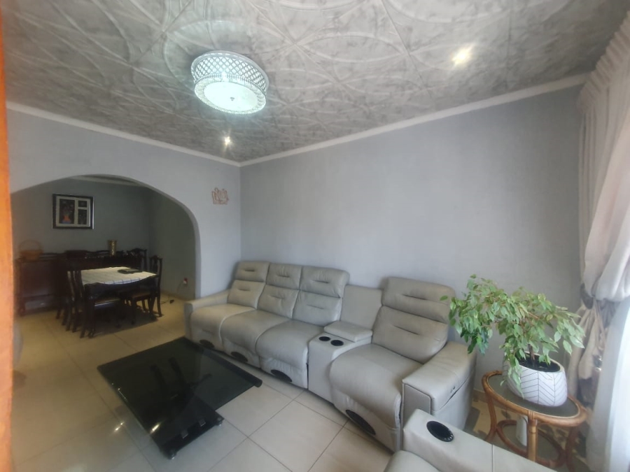 3 Bedroom Property for Sale in Diepkloof Zone 6 Gauteng