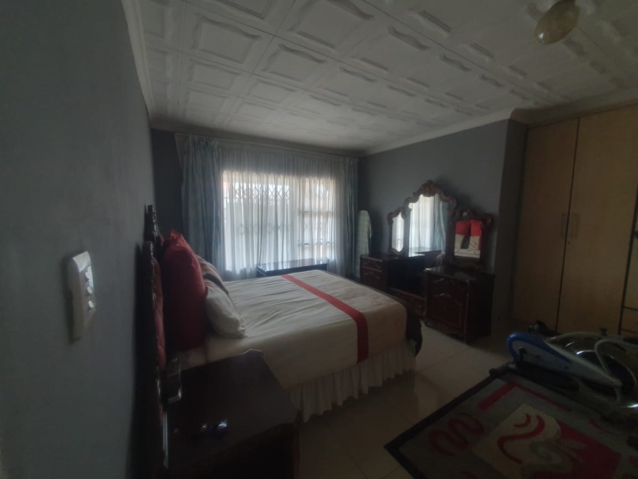 3 Bedroom Property for Sale in Diepkloof Zone 6 Gauteng