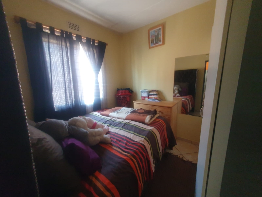 2 Bedroom Property for Sale in Diepkloof Gauteng