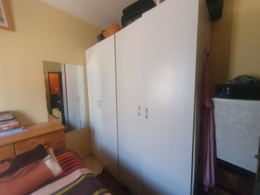 2 Bedroom Property for Sale in Diepkloof Gauteng