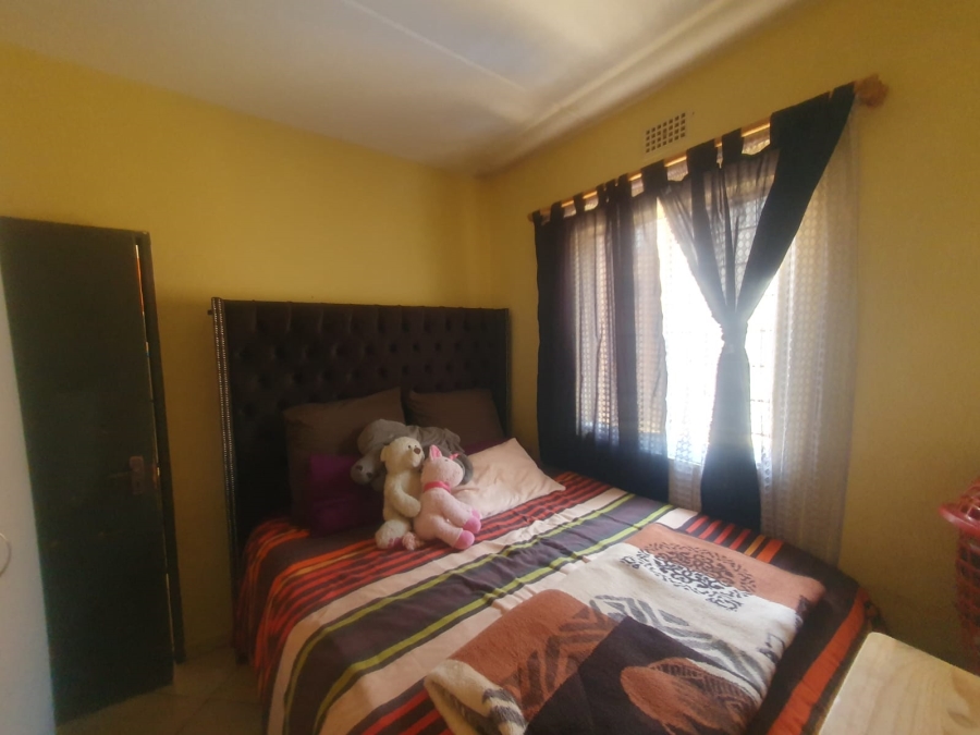 2 Bedroom Property for Sale in Diepkloof Gauteng