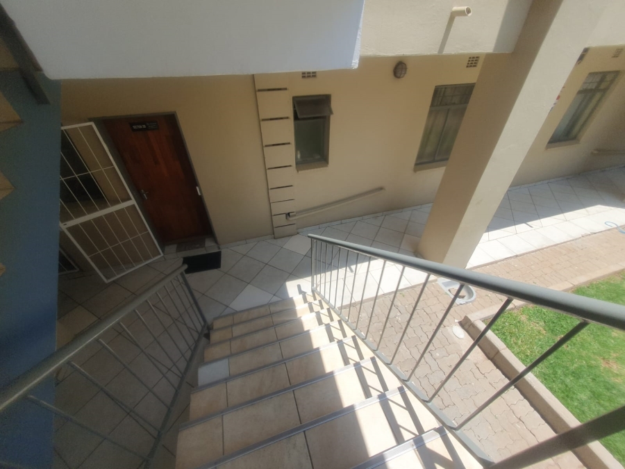 2 Bedroom Property for Sale in Diepkloof Gauteng