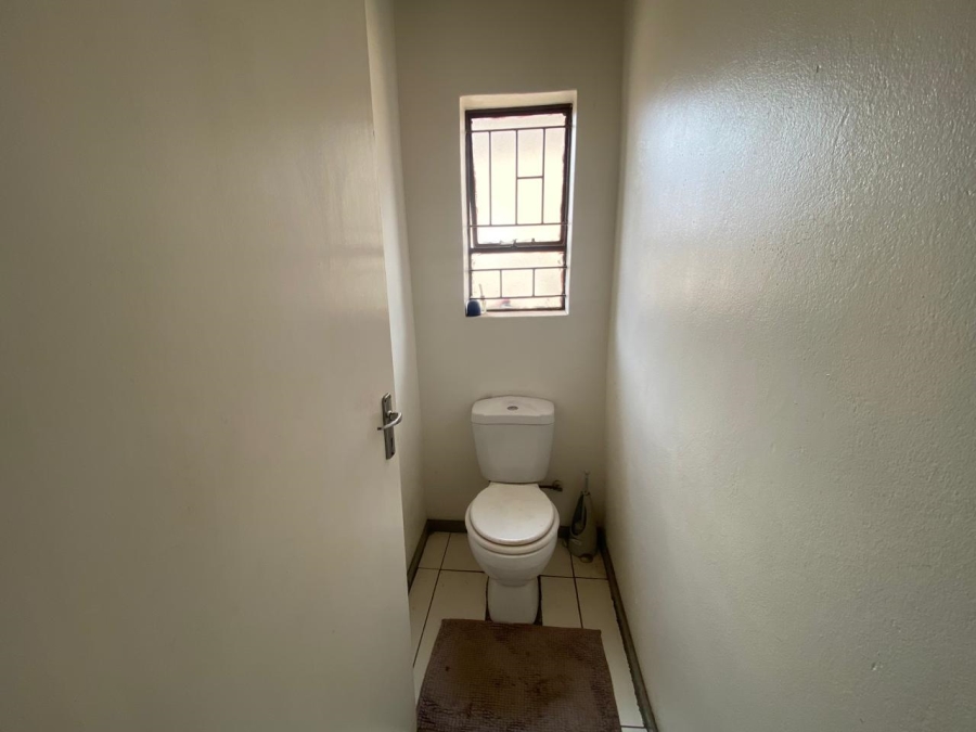 3 Bedroom Property for Sale in Vanderbijlpark CE 7 Gauteng