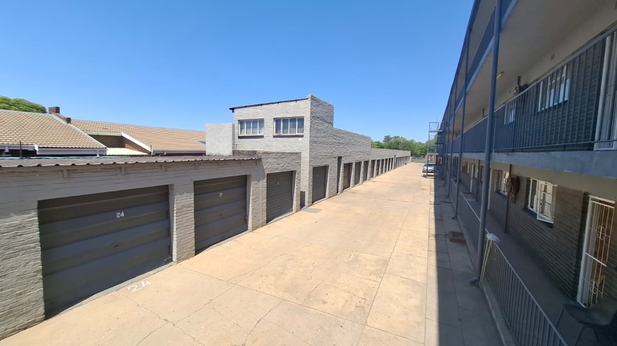 2 Bedroom Property for Sale in Three Rivers Gauteng