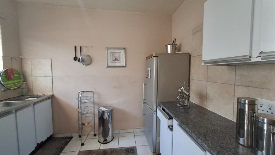 2 Bedroom Property for Sale in Three Rivers Gauteng