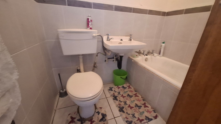 2 Bedroom Property for Sale in Three Rivers Gauteng