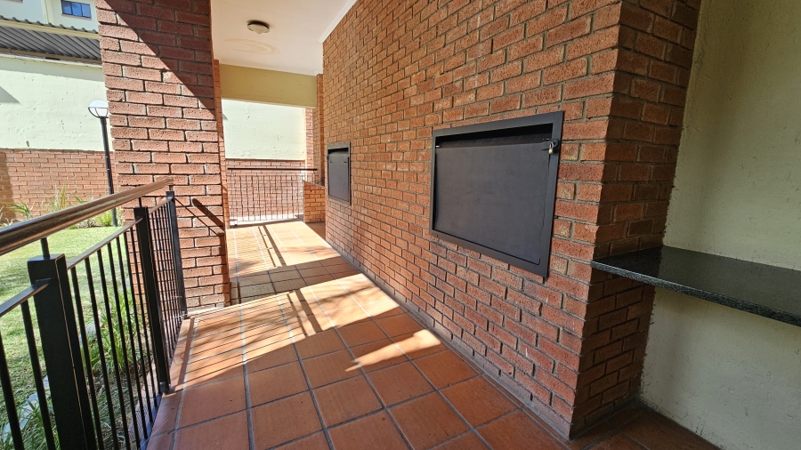 2 Bedroom Property for Sale in Paulshof Gauteng