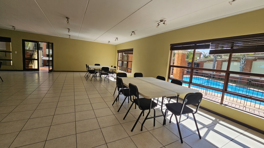 2 Bedroom Property for Sale in Paulshof Gauteng